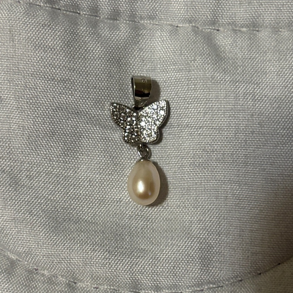 Elegant Silver Butterfly Pendant with Pearl Drop